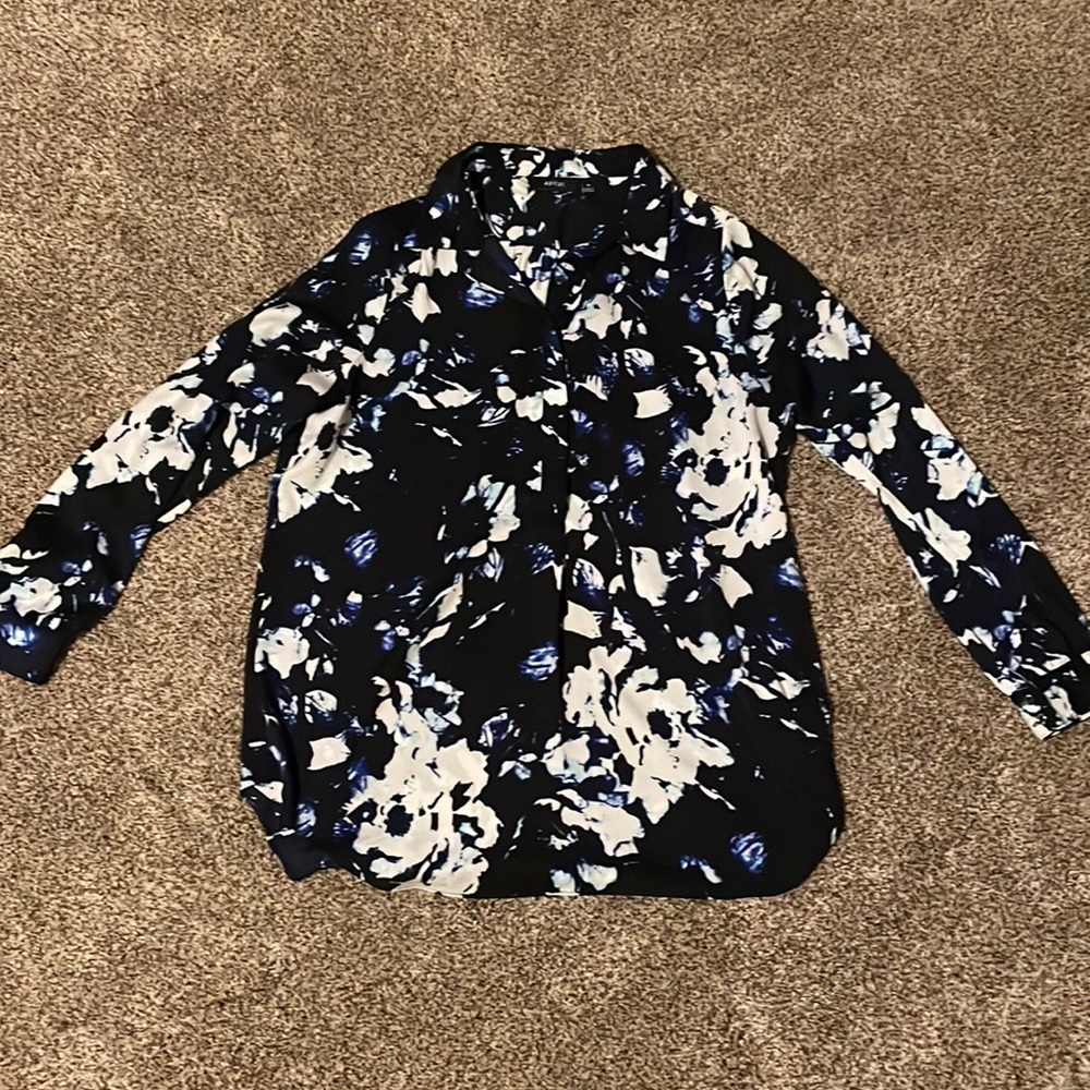 Apt blouse
